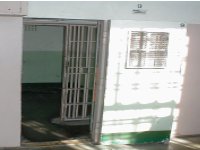 AlcatrazSolitaryConfinement.jpg (7262 bytes)