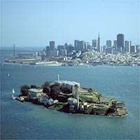 alcatraz.jpg (6201 bytes)