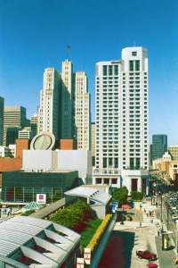 hotelw.jpg (13050 bytes)