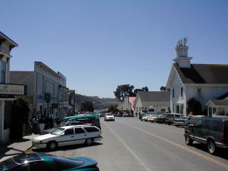 mendocinodowntown.jpg (10064 bytes)
