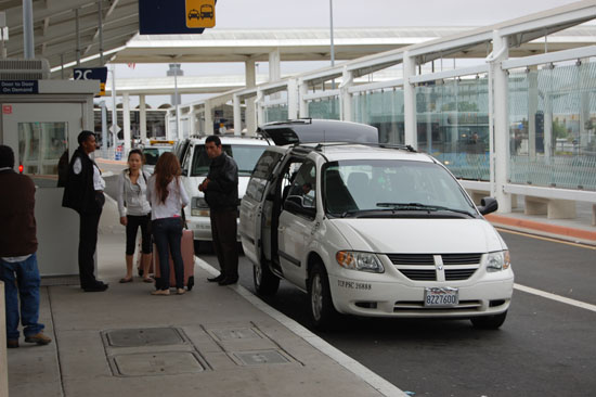 Oakland Airport Shuttles